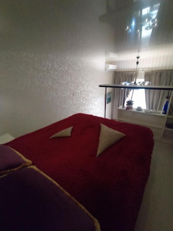 Fiesta Apartment โอเดสซา ภายนอก รูปภาพ
